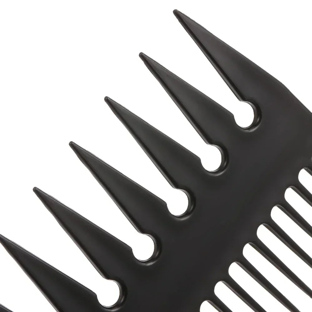 The Sculpt & Blend Comb