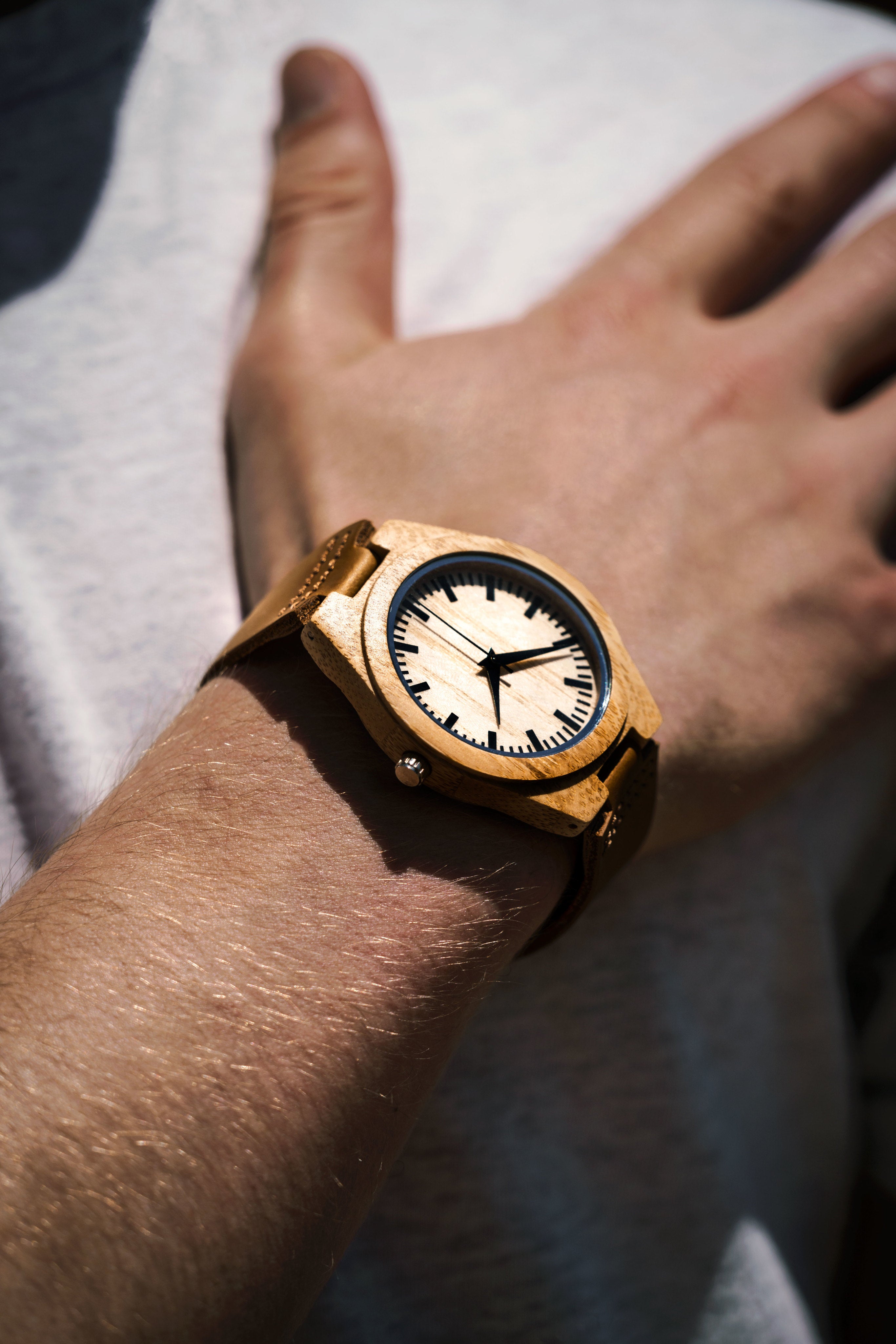 files/wooden-watch.jpg
